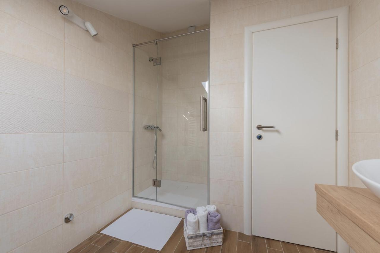 Apartment Lungo Mare, Centar Makarska Kültér fotó